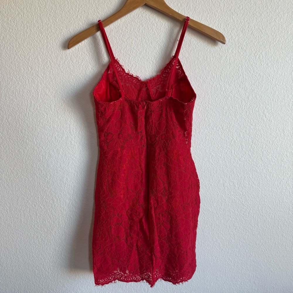 Romantic Red Lace Bodycon Flirty Date Going Out Mini Dress Women’s Size Small - Picture 2 of 5
